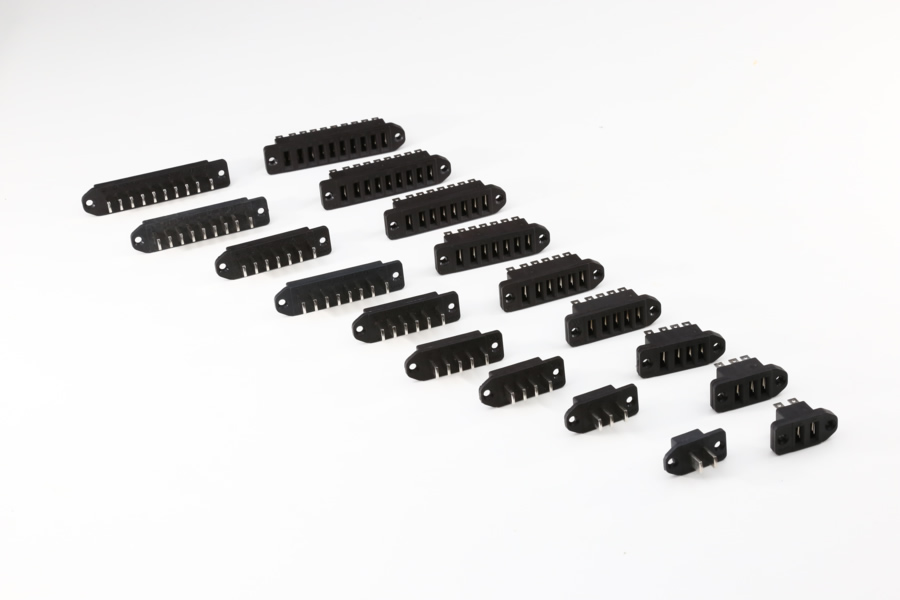 什么是電池連接器類型？